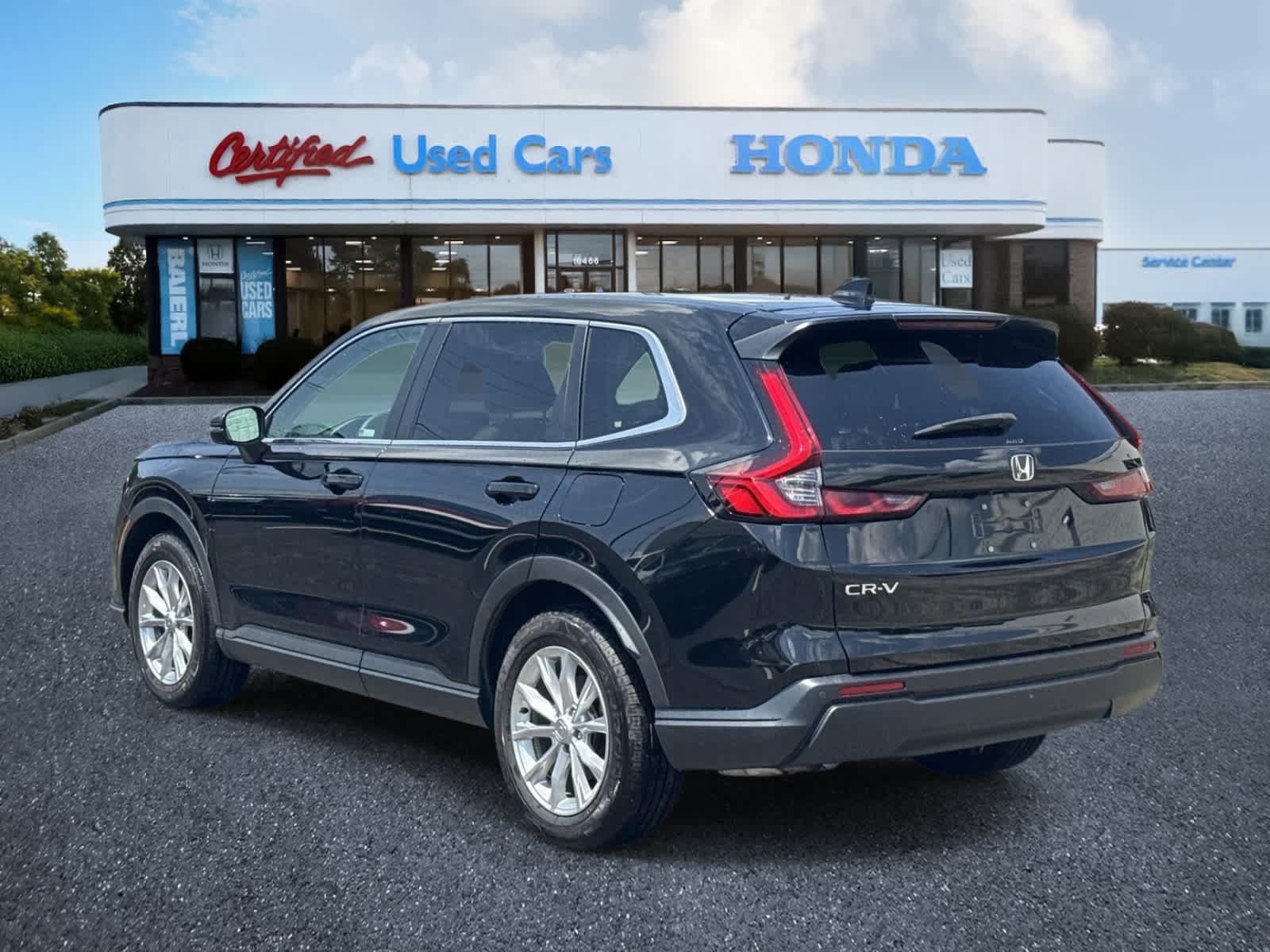 Used 2023 Honda CR-V EX-L image 3
