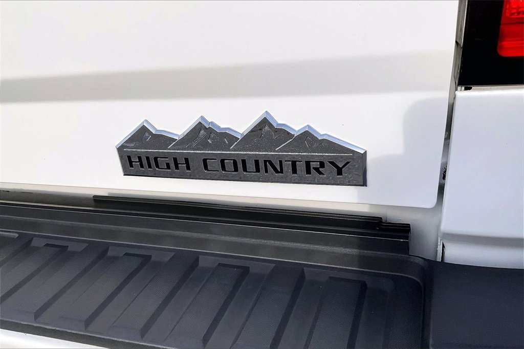 Used 2019 Chevrolet Silverado 3500 High Country w/ Duramax Plus Package image 8