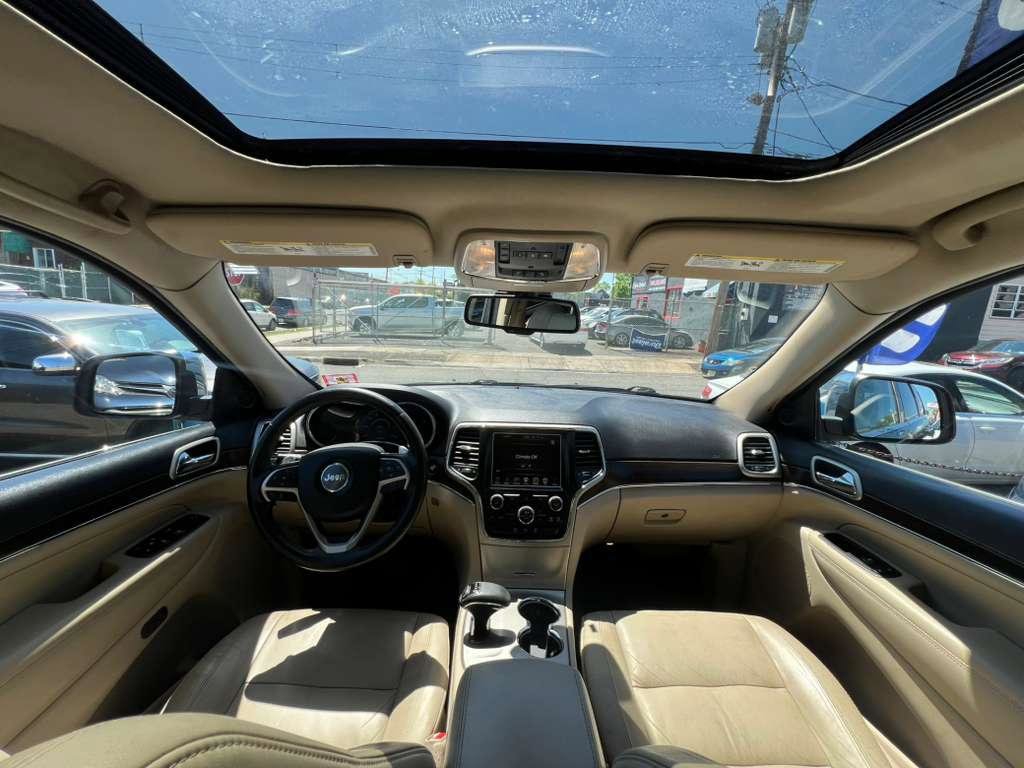 Used 2015 Jeep Grand Cherokee Limited AWD/4WD image 24