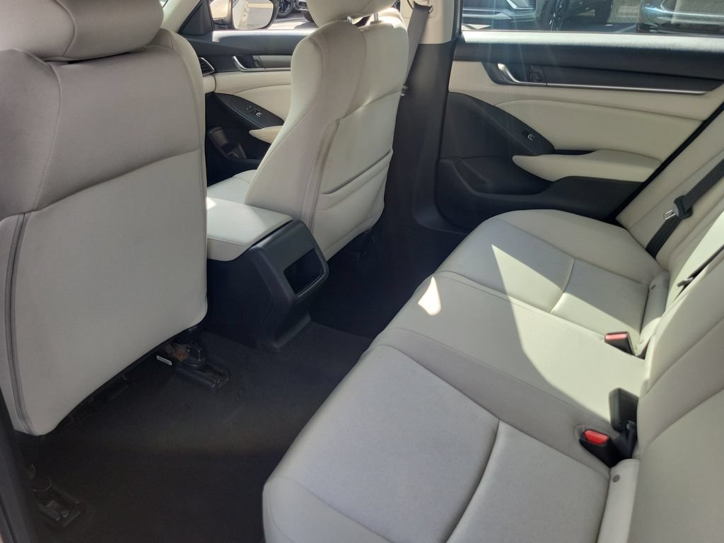 Used 2018 Honda Accord LX image 14