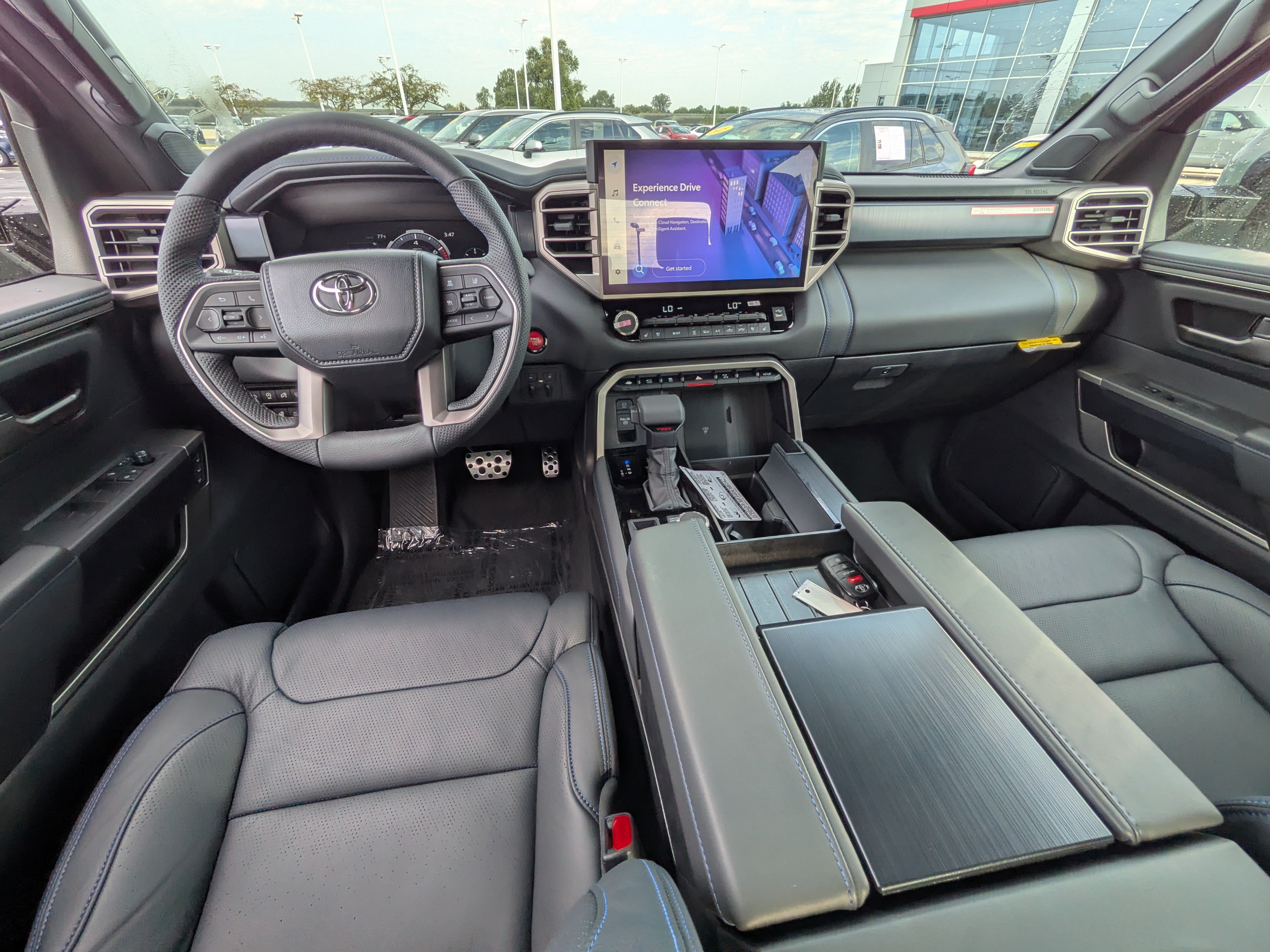 New 2026 Toyota Tundra Platinum w/ TRD Off-Road Package AWD/4WD image 11