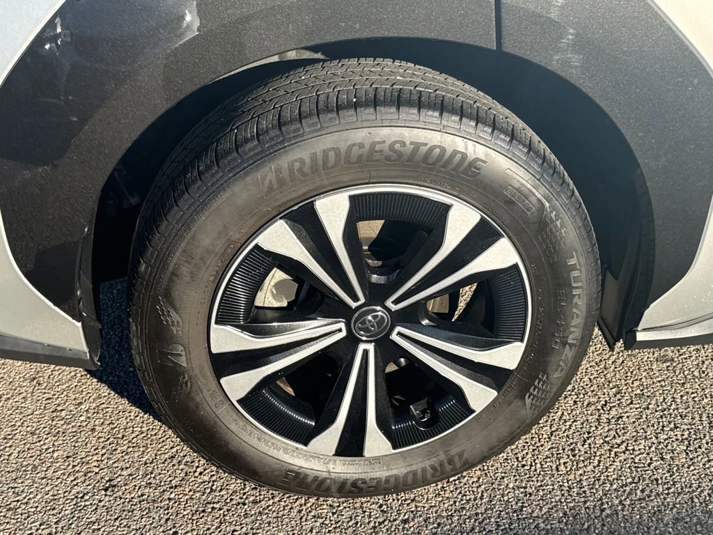 Used 2023 Toyota bZ4X XLE image 42