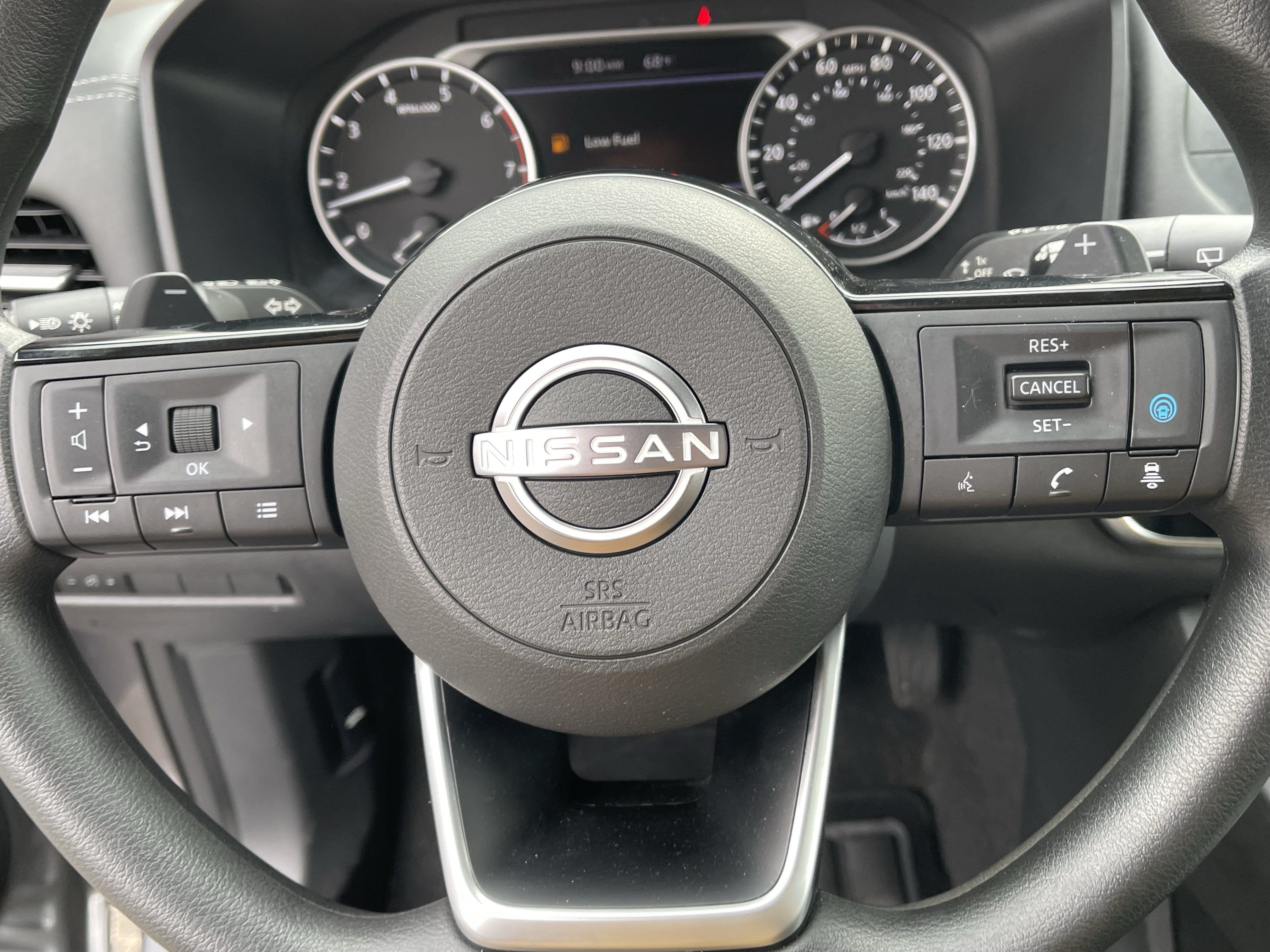 Used 2022 Nissan Rogue SV AWD/4WD image 19