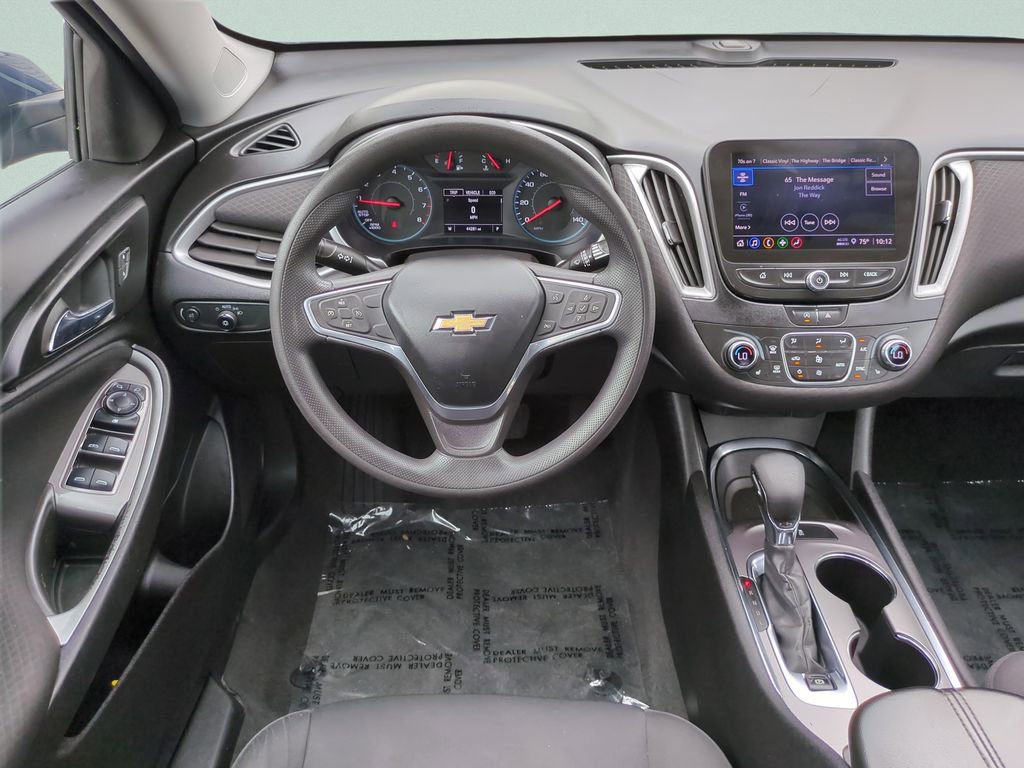Used 2022 Chevrolet Malibu LT image 22