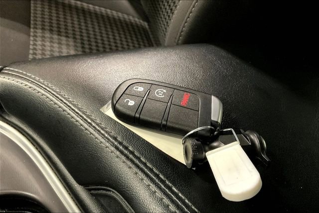 Used 2022 Dodge Challenger GT image 11