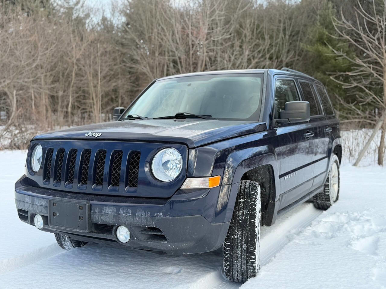 Used 2015 Jeep Patriot Sport w/ Power Value Group AWD/4WD image 2