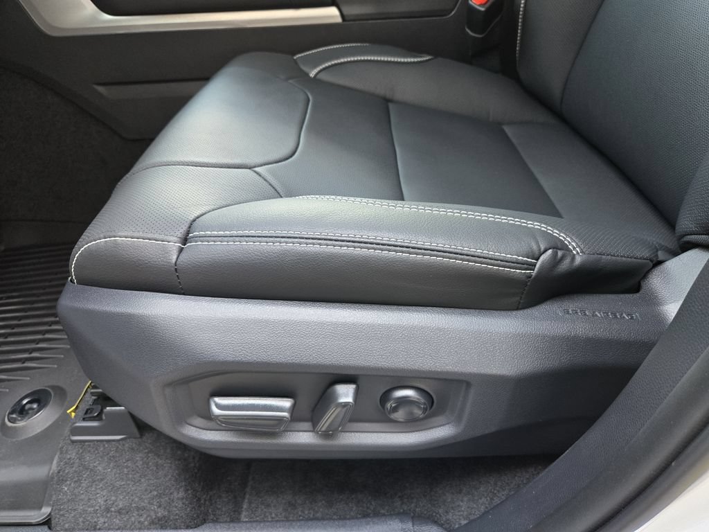 New 2026 Toyota Tundra Limited AWD/4WD image 15