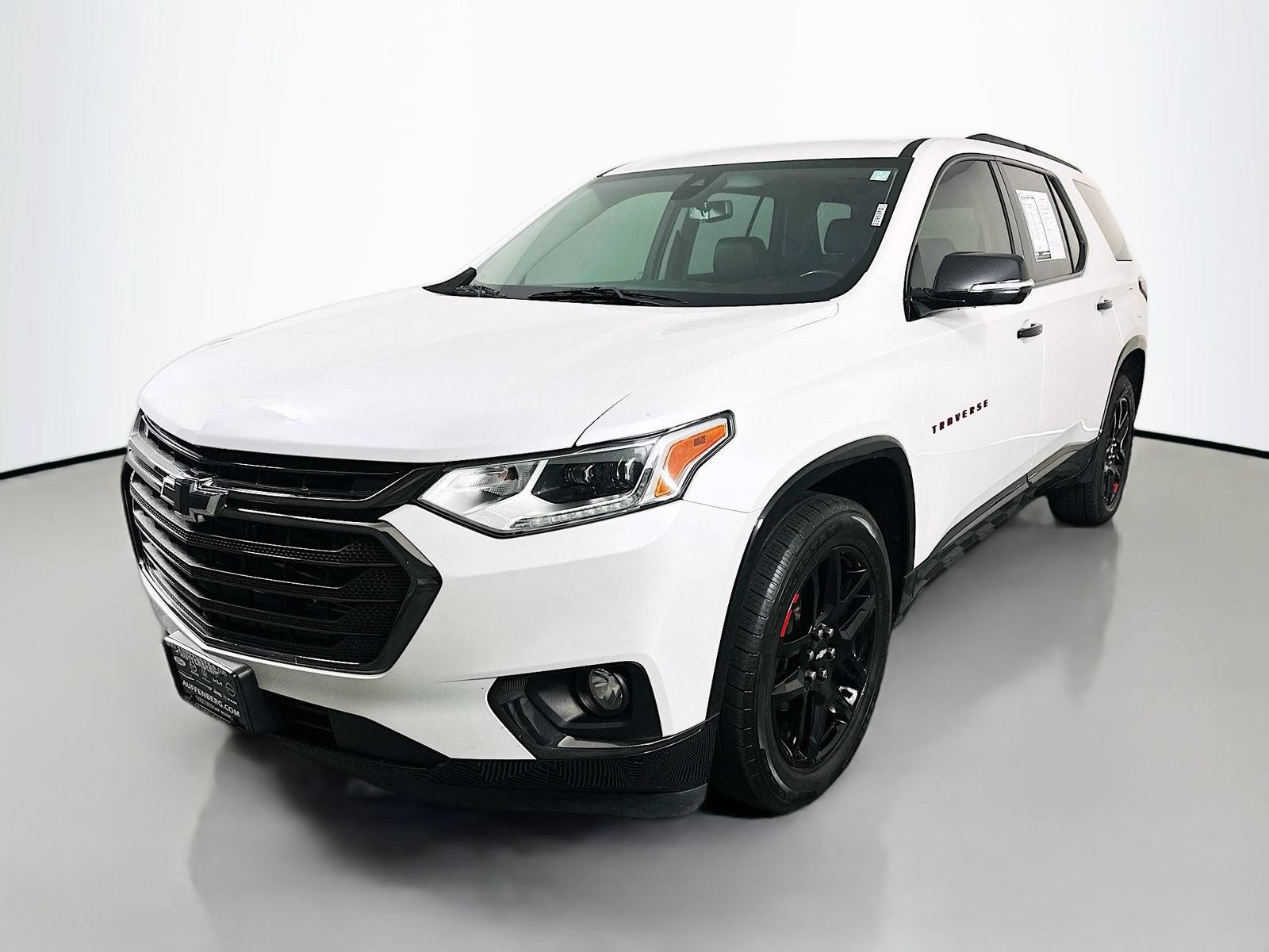 Used 2019 Chevrolet Traverse Premier w/ Redline Edition AWD/4WD image 3