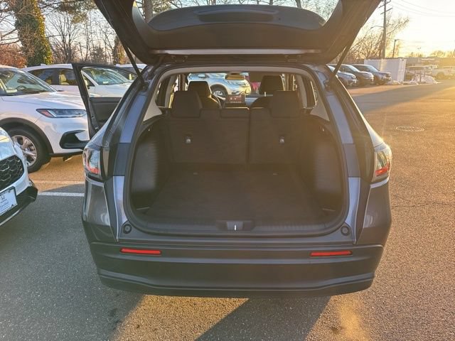 Used 2023 Honda HR-V LX image 11
