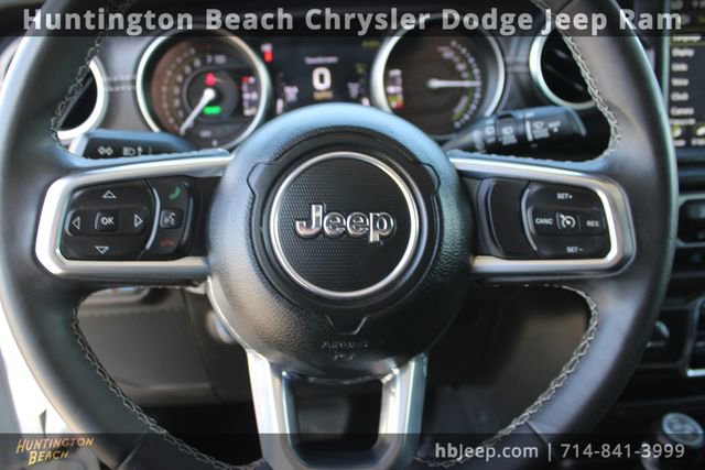 Used 2023 Jeep Wrangler Unlimited Sahara image 17
