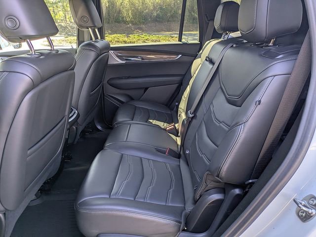 Certified 2025 Cadillac XT6 Premium Luxury w/ Platinum Package image 15