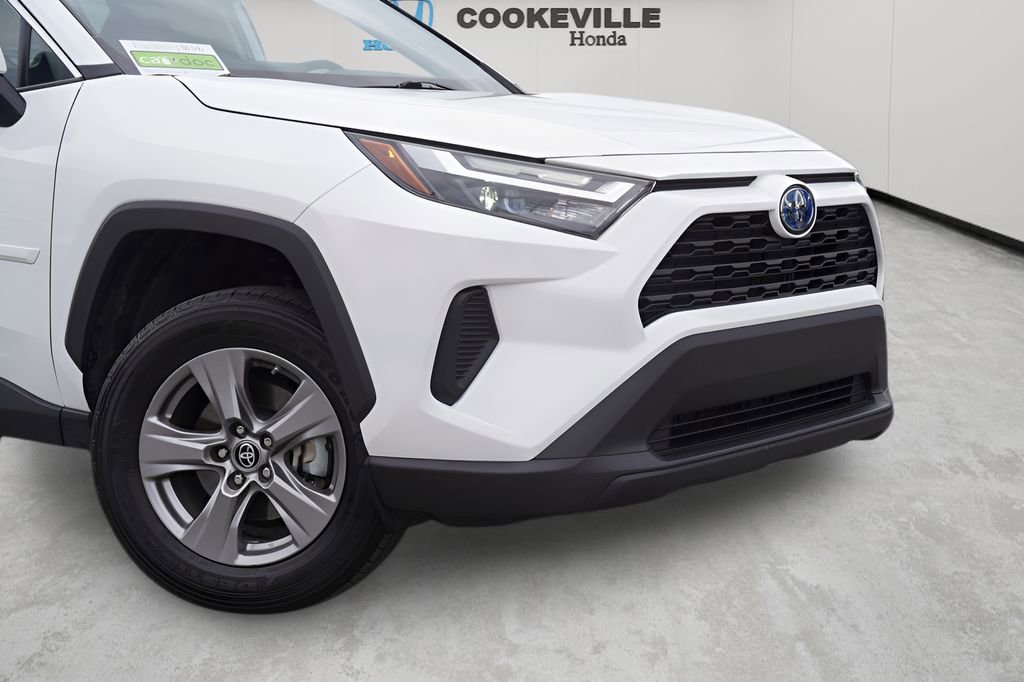 Used 2024 Toyota RAV4 LE image 3