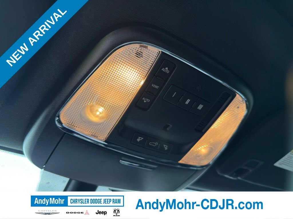 Used 2018 Jeep Grand Cherokee Limited AWD/4WD image 29