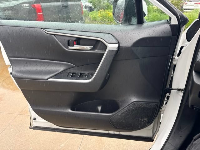 Used 2024 Toyota RAV4 XLE FWD image 13