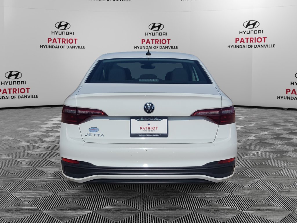 Used 2024 Volkswagen Jetta S FWD image 4