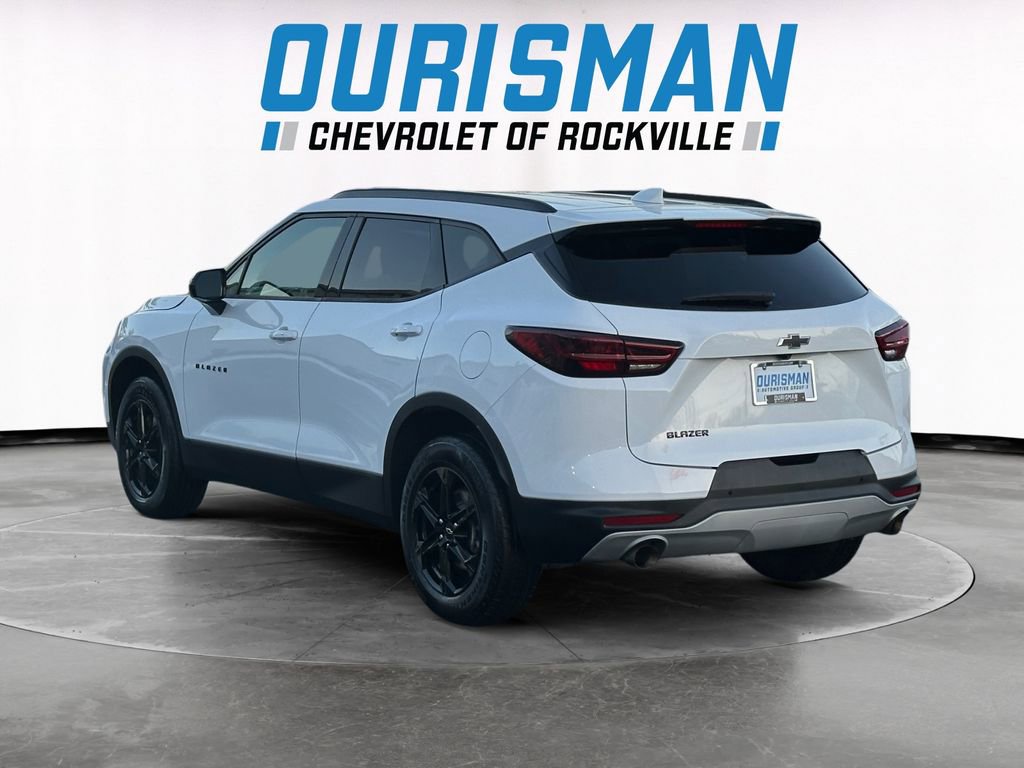 Used 2024 Chevrolet Blazer LT w/ Convenience Package image 4