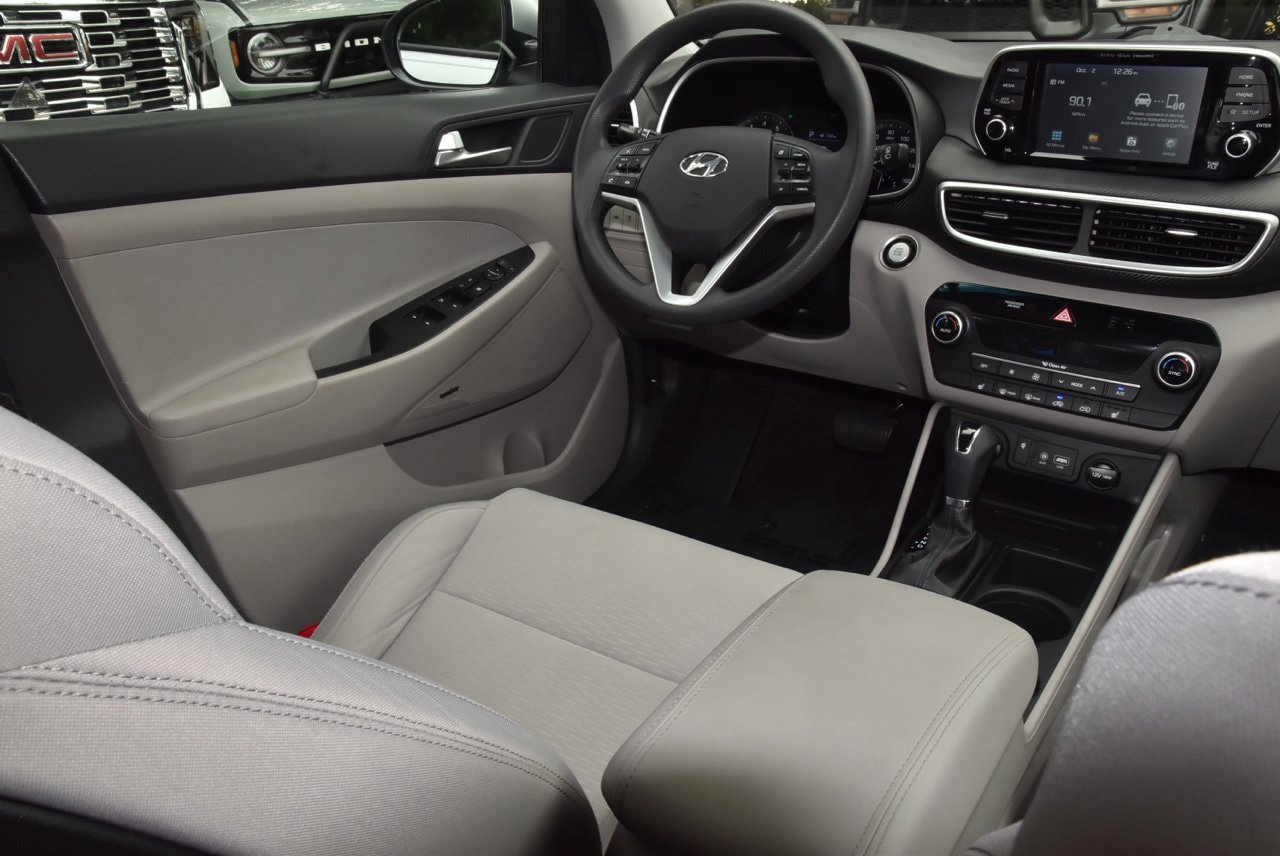 Used 2019 Hyundai Tucson Sport FWD image 15