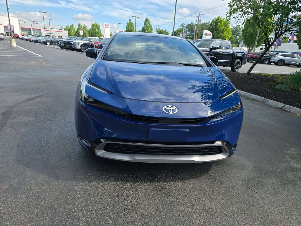 Used 2024 Toyota Prius Limited w/ Limited Premium Package AWD/4WD image 9