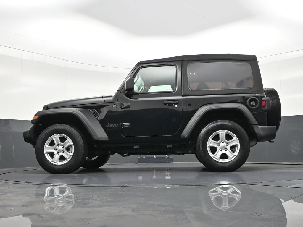 Used 2022 Jeep Wrangler Sport AWD/4WD image 23