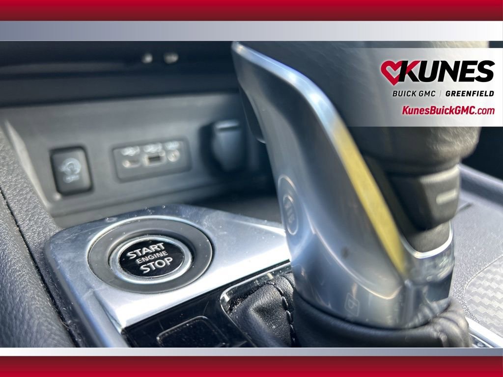 Used 2024 Nissan Sentra SV image 36