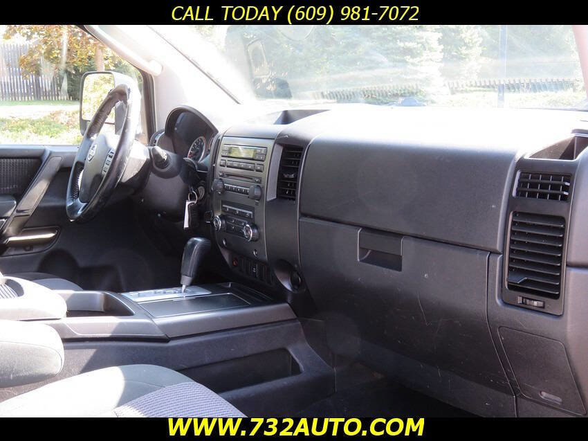 Used 2008 Nissan Titan SE image 6