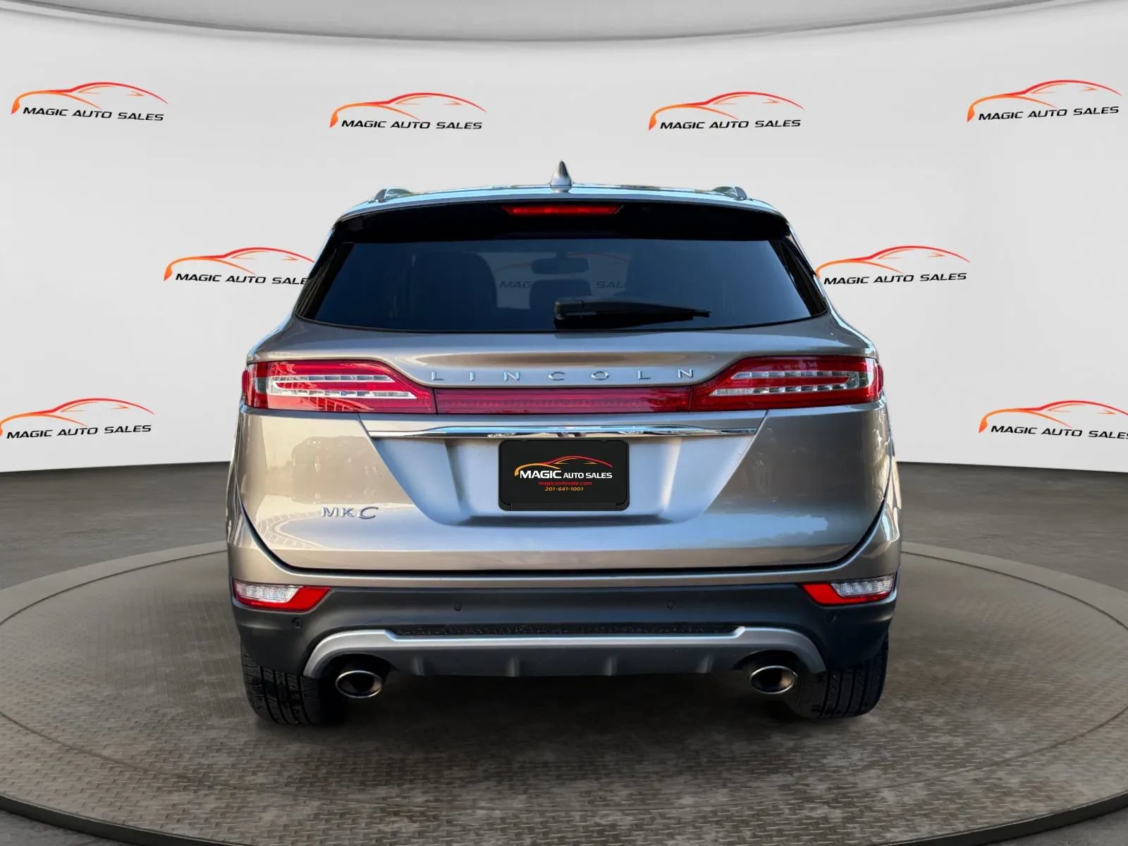 Used 2019 Lincoln MKC Reserve AWD/4WD image 9