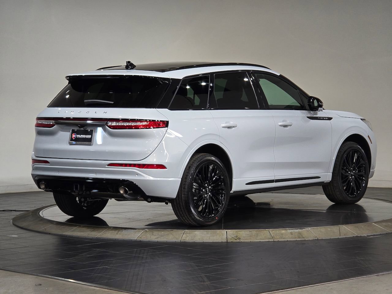 New 2025 Lincoln Corsair Reserve w/ Jet Appearance Package image 4