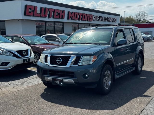 Used 2008 Nissan Pathfinder LE w/ Navigation Pkg