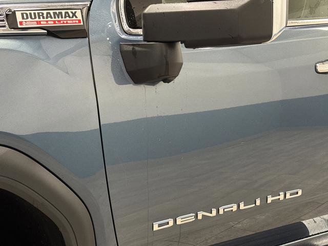 Used 2025 GMC Sierra 3500 Denali w/ Denali Reserve Package image 39