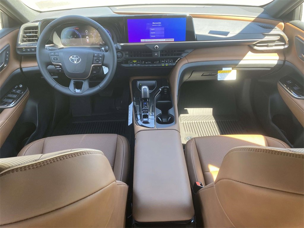 New 2025 Toyota Crown Signia image 13