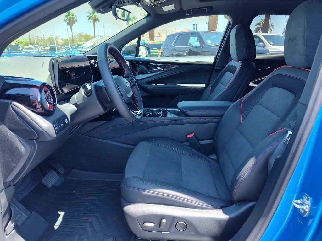 New 2025 Chevrolet Blazer EV RS image 6