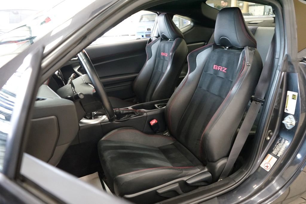 Used 2017 Subaru BRZ Limited w/ Performance Package image 3