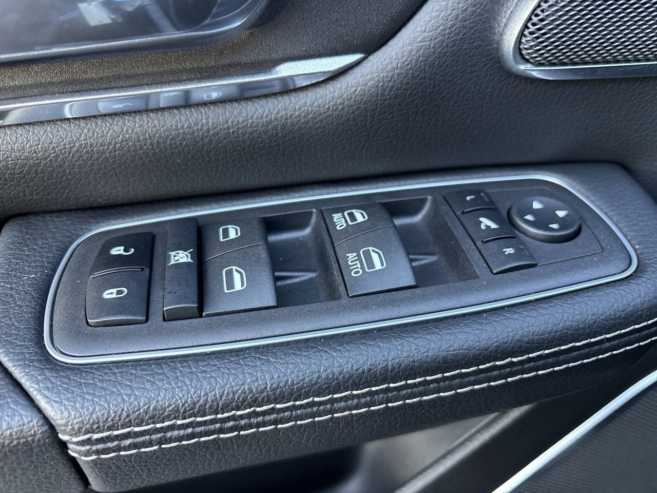 Used 2023 RAM 1500 Laramie image 18