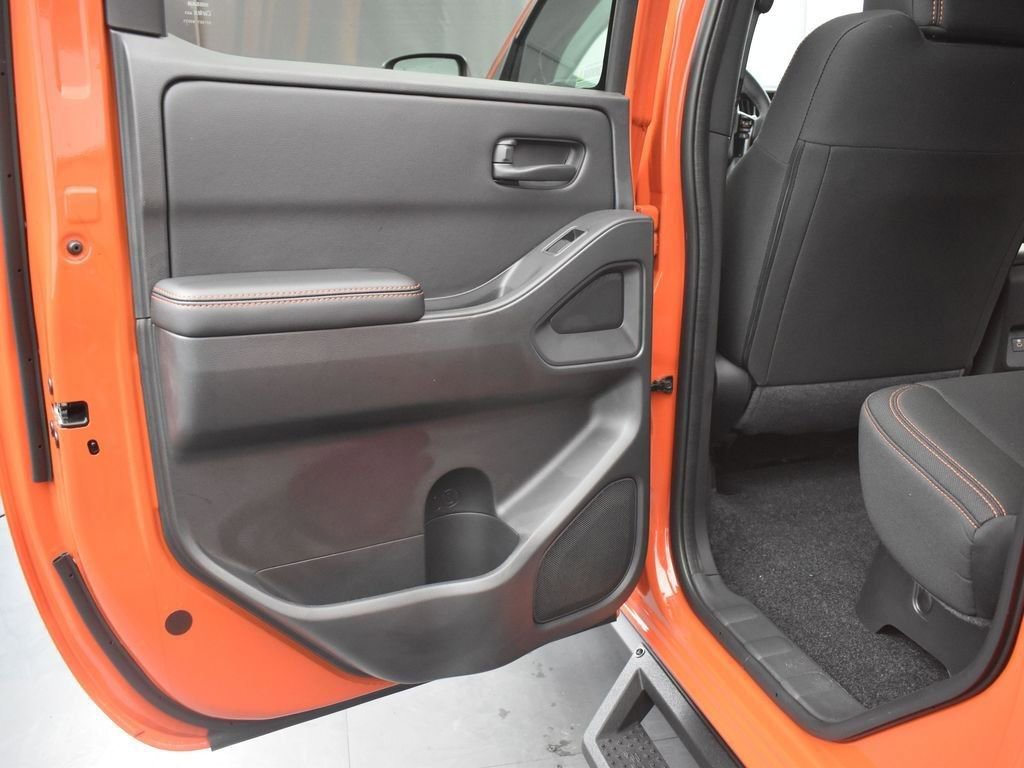 New 2026 Nissan Frontier PRO-4X w/ Pro-4x Convenience Package image 16