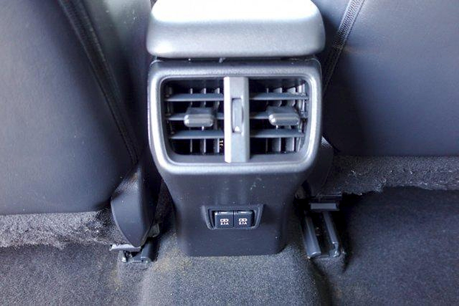 Used 2019 Lexus UX 200 w/ Premium Package FWD image 30