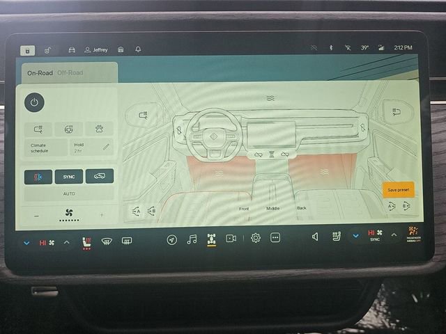 Used 2024 Rivian R1S Adventure image 29