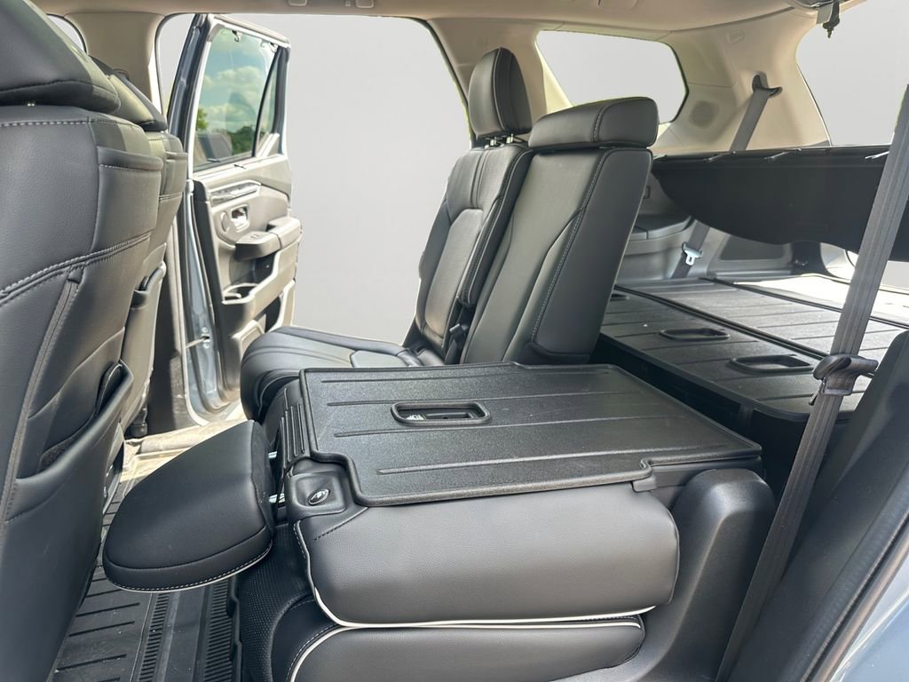 Used 2023 Honda Pilot Elite image 25