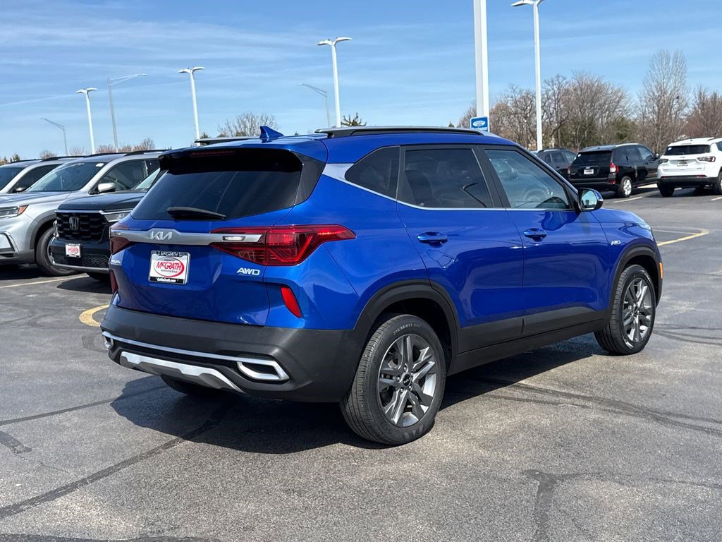 Used 2022 Kia Seltos S image 11