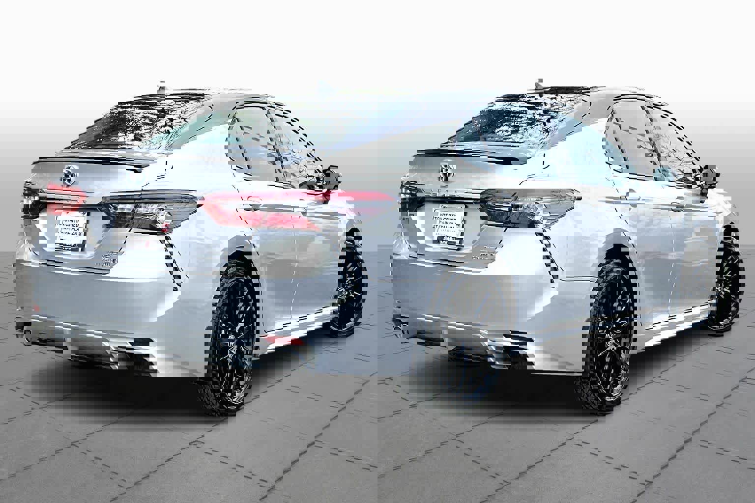 Certified 2024 Toyota Camry XSE w/ Navigation Package image 13