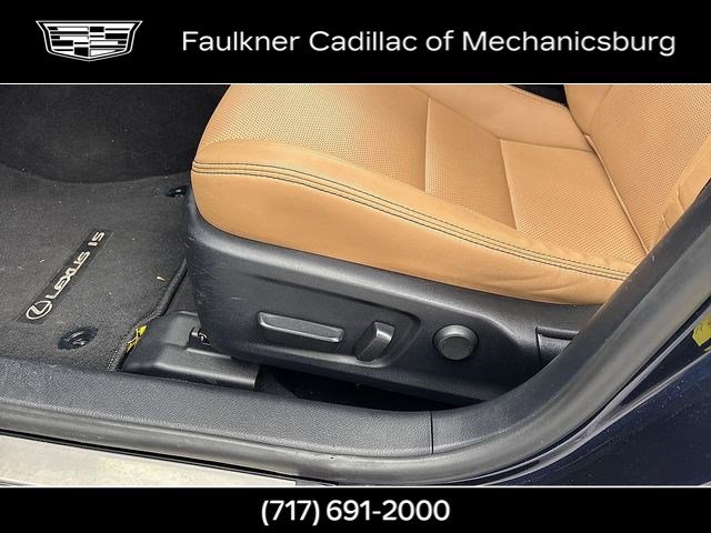 Used 2019 Lexus IS 300 AWD w/ Accessory Package 2 image 11