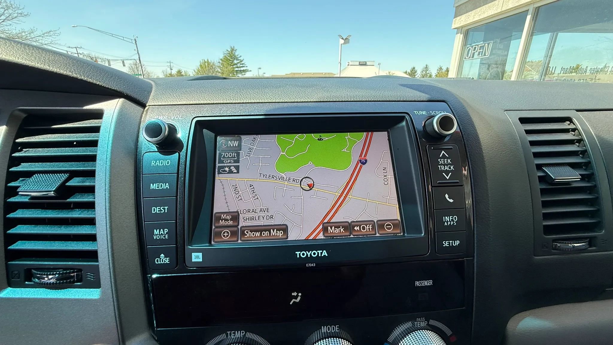 Used 2013 Toyota Sequoia Limited AWD/4WD image 16
