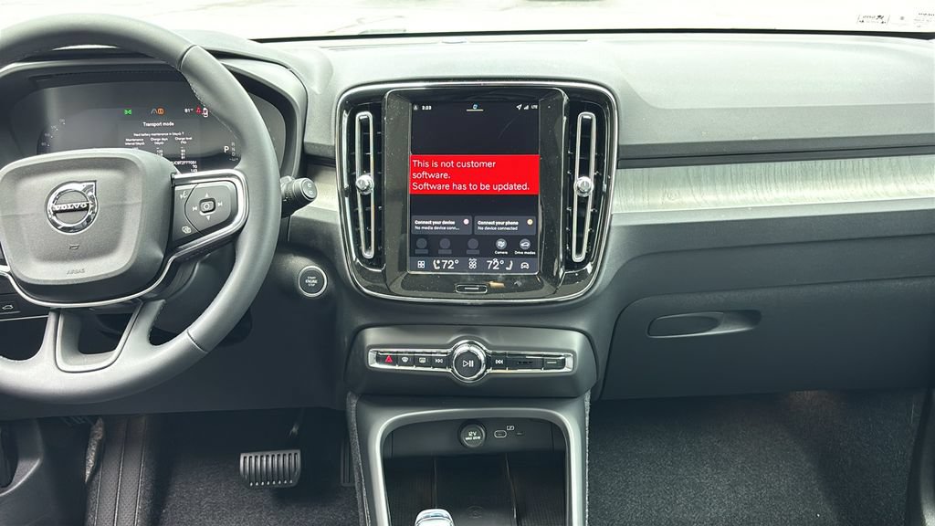 New 2026 Volvo XC40 B5 Plus w/ Protection Package Premier AWD/4WD image 6