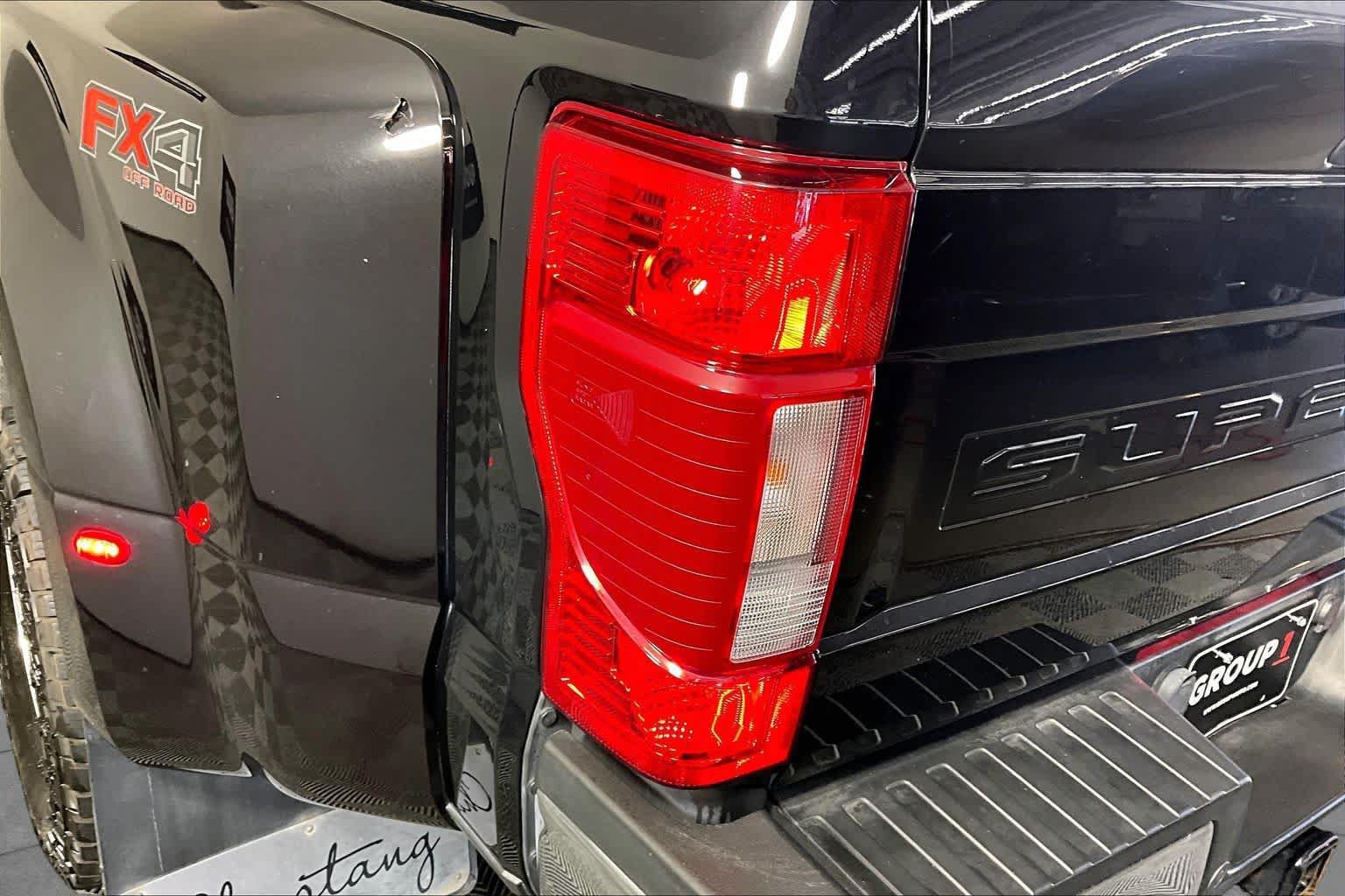 Used 2021 Ford F350 Lariat w/ Lariat Value Package AWD/4WD image 26