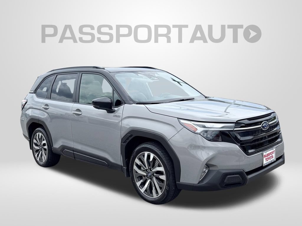 Used 2025 Subaru Forester Touring AWD/4WD image 12