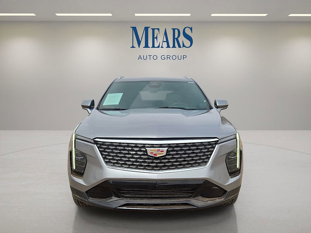 Used 2024 Cadillac XT4 Premium Luxury AWD/4WD image 8