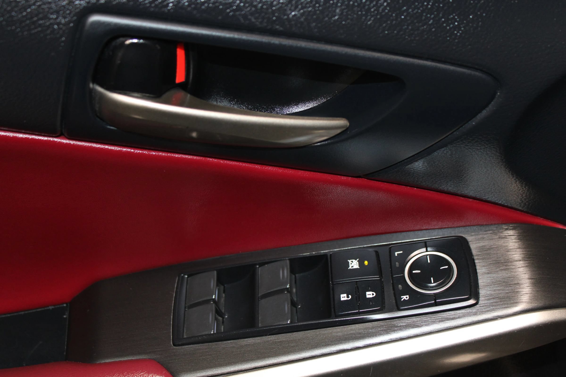 Used 2019 Lexus IS 300 F Sport w/ F Sport Package RWD image 11