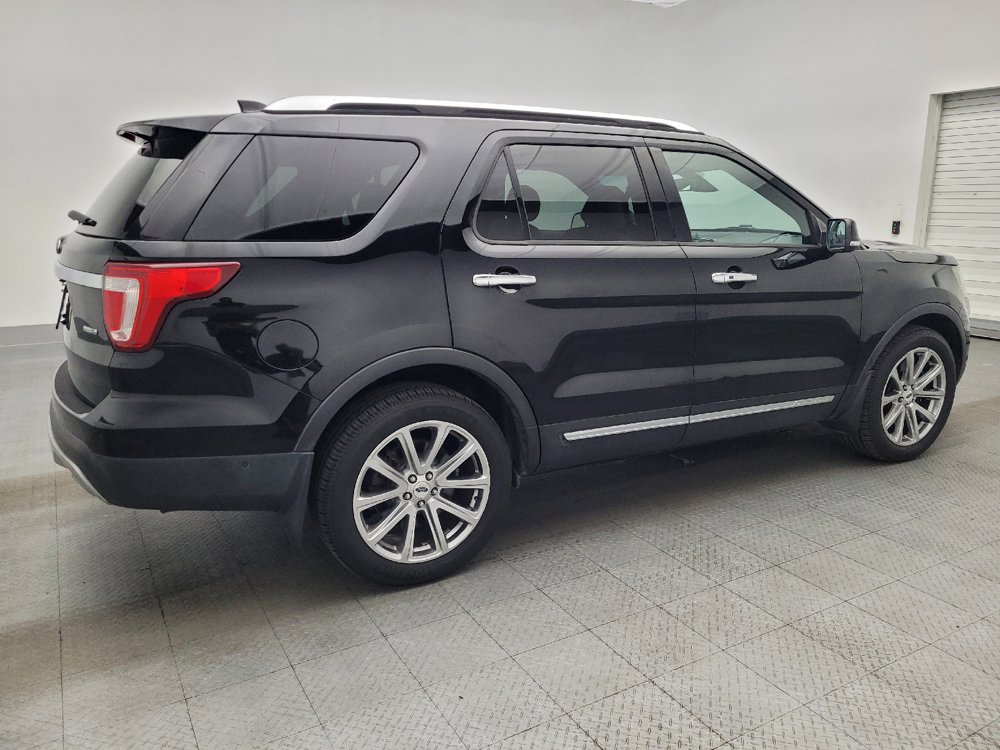 Used 2017 Ford Explorer Limited w/ Equipment Group 301A AWD/4WD image 10