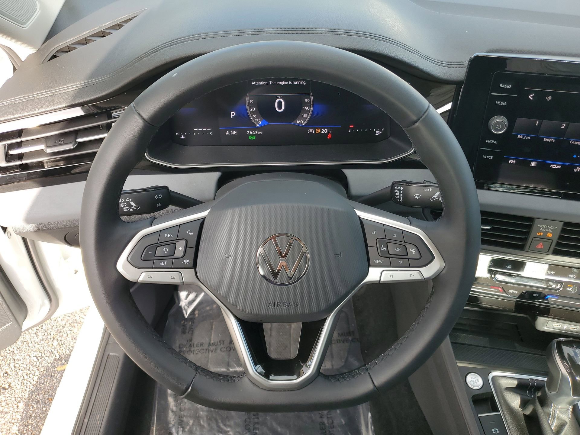 Used 2025 Volkswagen Jetta SE FWD image 20