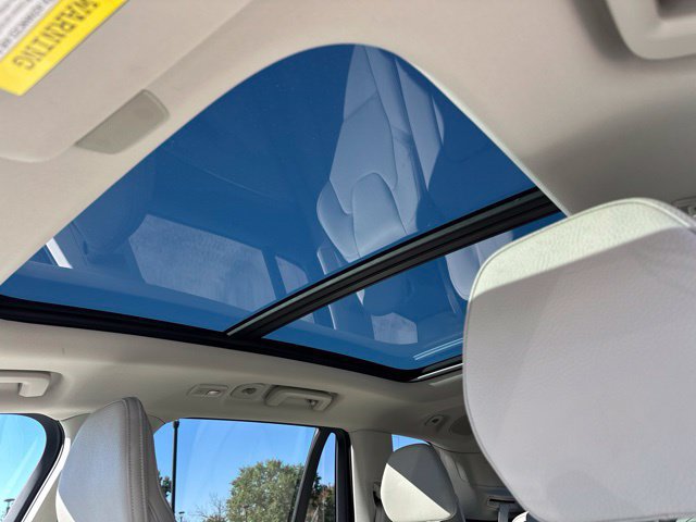 Certified 2023 Volvo XC90 B6 Plus w/ Protection Package Premier AWD/4WD image 21