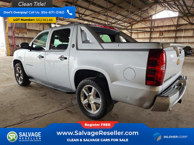 Used 2013 Chevrolet Avalanche LT w/ All-Star Edition AWD/4WD image 3